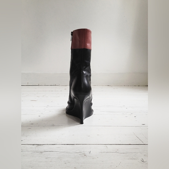 Ann Demeulemeester black slit wedge boots - Picture 6 of 9